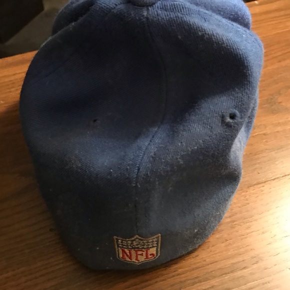 Indianapolis Colts blue flex-fit hat. 9/10 cond. - Picture 2 of 5